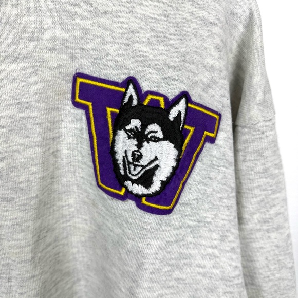 Vintage Majestic University of  Washington Husky Crewneck Sweater - Picture 2 of 9